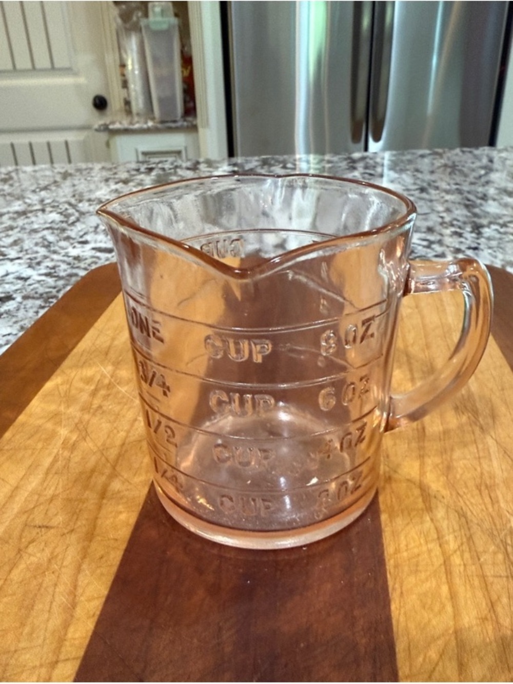 Vintage-Style Pink Glass Measuring Cup with Handle